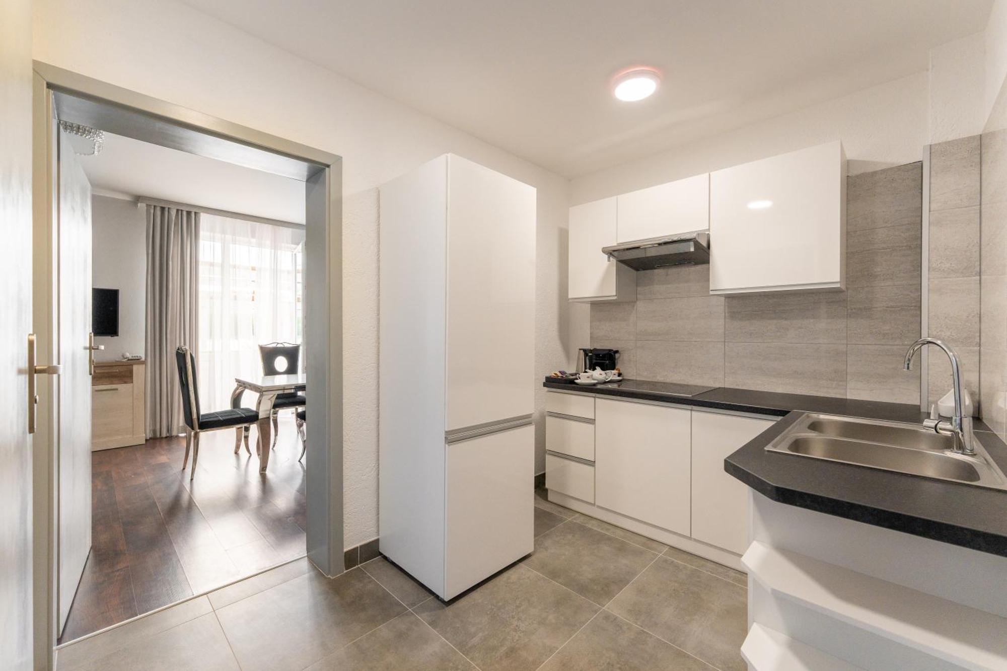 Hotel Tanzanit Jesiona Екстер'єр фото